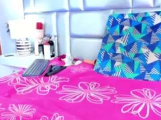 lovely-nicki