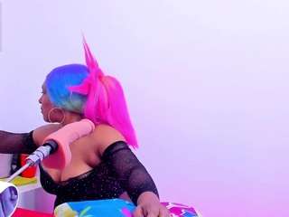 lovely-nicki
