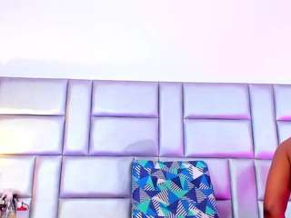 NinaNicole live cam preview