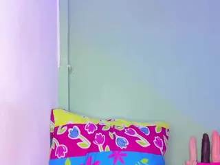 Lovely-Nicki's Live Sex Cam Show