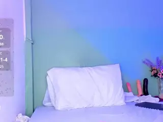 LovelyNicki's Live Sex Cam Show