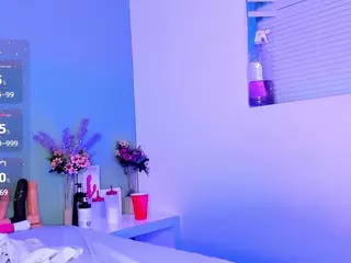 LovelyNicki's Live Sex Cam Show