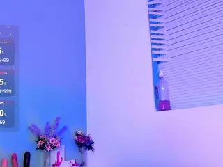 LovelyNicki's Live Sex Cam Show