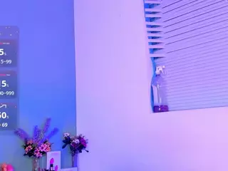 LovelyNicki's Live Sex Cam Show