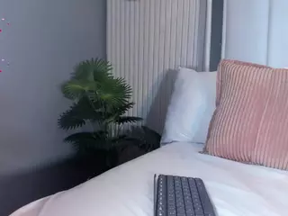 MartinaGrace's Live Sex Cam Show