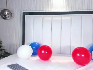 MartinaGrace's Live Sex Cam Show