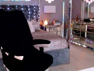 theofficialsophi... Live Webcam on CamSoda