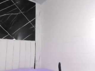 abbyhilton1's live room