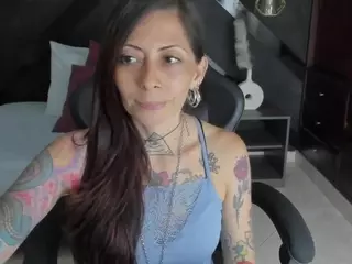 dark-gotica's Live Sex Cam Show