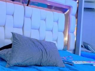 hornysweetebony Live Webcam on CamSoda