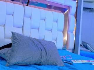 hornysweetebony Live Webcam on CamSoda