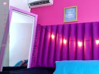 Samara's Live Sex Cam Show