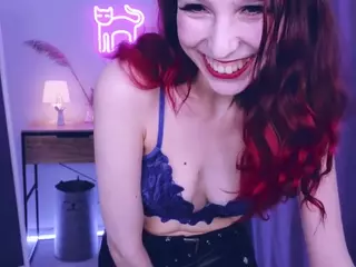 LucyMillss's Live Sex Cam Show