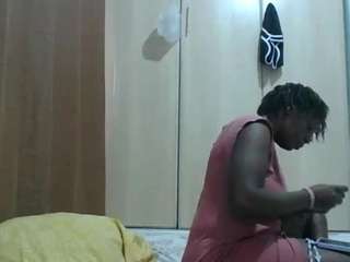 shanbooty Live Webcam on CamSoda