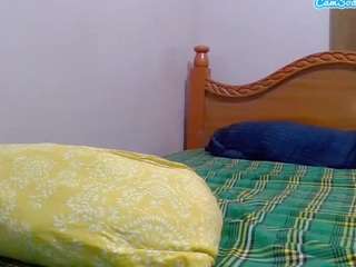 shanbooty's CamSoda show and profile