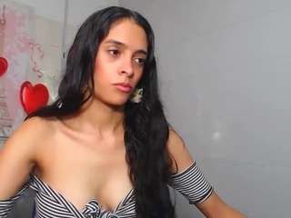 Adult Live Chat camsoda girl-laura18