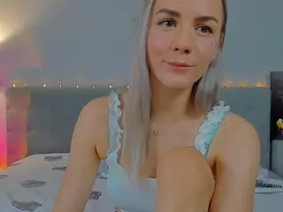 lnfiniteDesire's Live Sex Cam Show