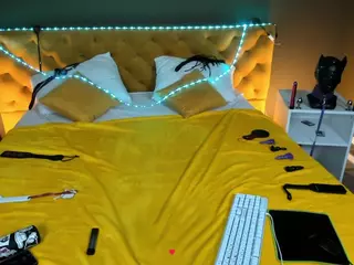 Mary-Xextra's Live Sex Cam Show