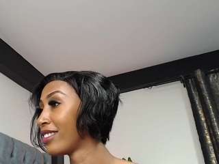 nisha-lee