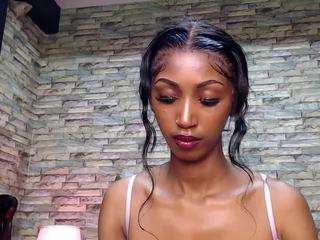  nisha-lee chat room