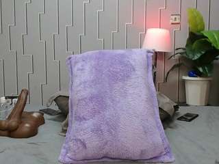 nisha-lee webcam