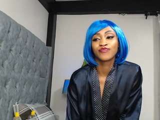 sexy-alma Live Webcam on CamSoda