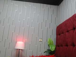 sexy-alma's CamSoda show and profile