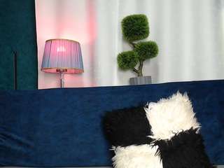 sexy-alma webcam model