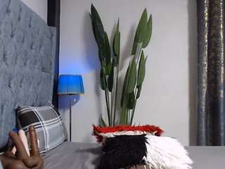 sexy-alma