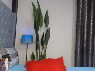 sexy-alma
