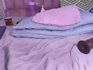 violetta-lond's Live Sex Cam Show