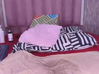 violetta-lond's Live Sex Cam Show