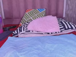 violetta-lond's Live Sex Cam Show