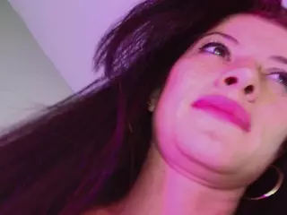 Aliiz-011's Live Sex Cam Show