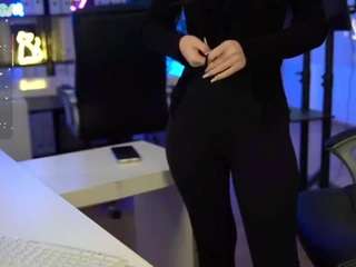 babesgoeswild webcam model