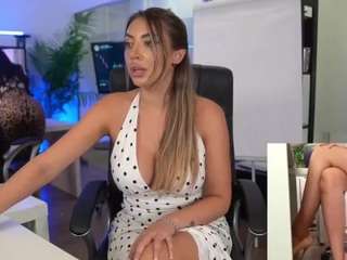 babesgoeswild Live Webcam on CamSoda