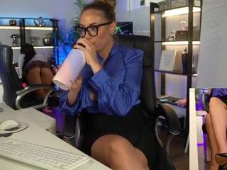 BabesGoesWild live cam preview