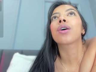  elisa-castrillon chat room