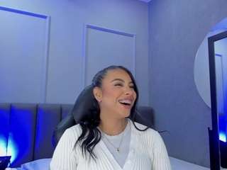 elisa-castrillon Live Webcam on CamSoda