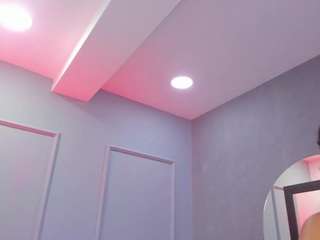 elisa-castrillon webcam model