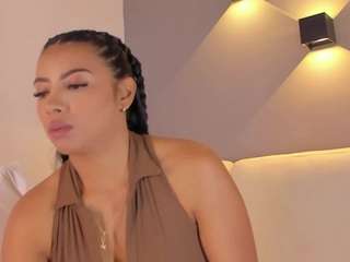 le modèle elisa-castrillon est en webcam porno dans un show sur le site camsoda, il possède les tags suivants: amateur,pov,anal,lingerie,lovense,lush,naked,natural,orgasm,pussy,fuck machine,ride torso,sex toys,sexy,shaved pussy,spank,squirter,tease,toys,full nudity