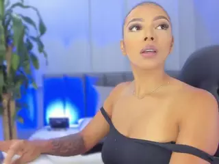 Elisa-castrillon's Live Sex Cam Show