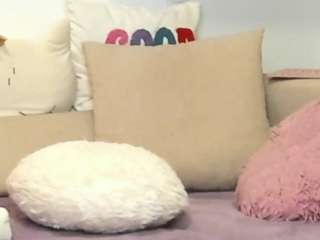 hot69milf Live Webcam on CamSoda