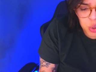 miacanelaxo Live Webcam on CamSoda