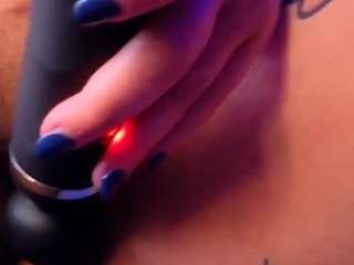 miacanelaxo's CamSoda show and profile