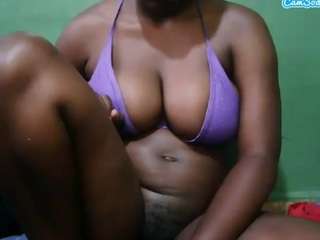  queen-maira chat room