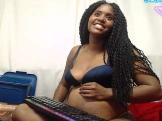 sara-moreeno from CamSoda