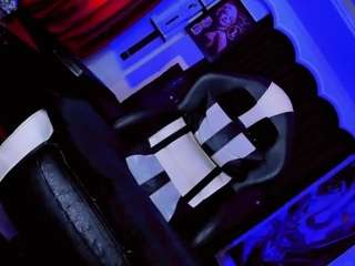 yarethrouss Sex Cam Show