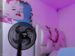 anamyle22 live cam preview
