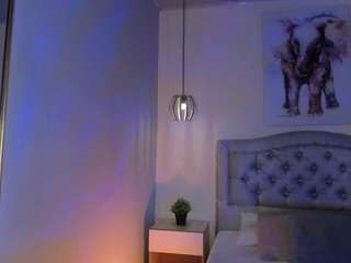 ayshel Live Webcam on CamSoda